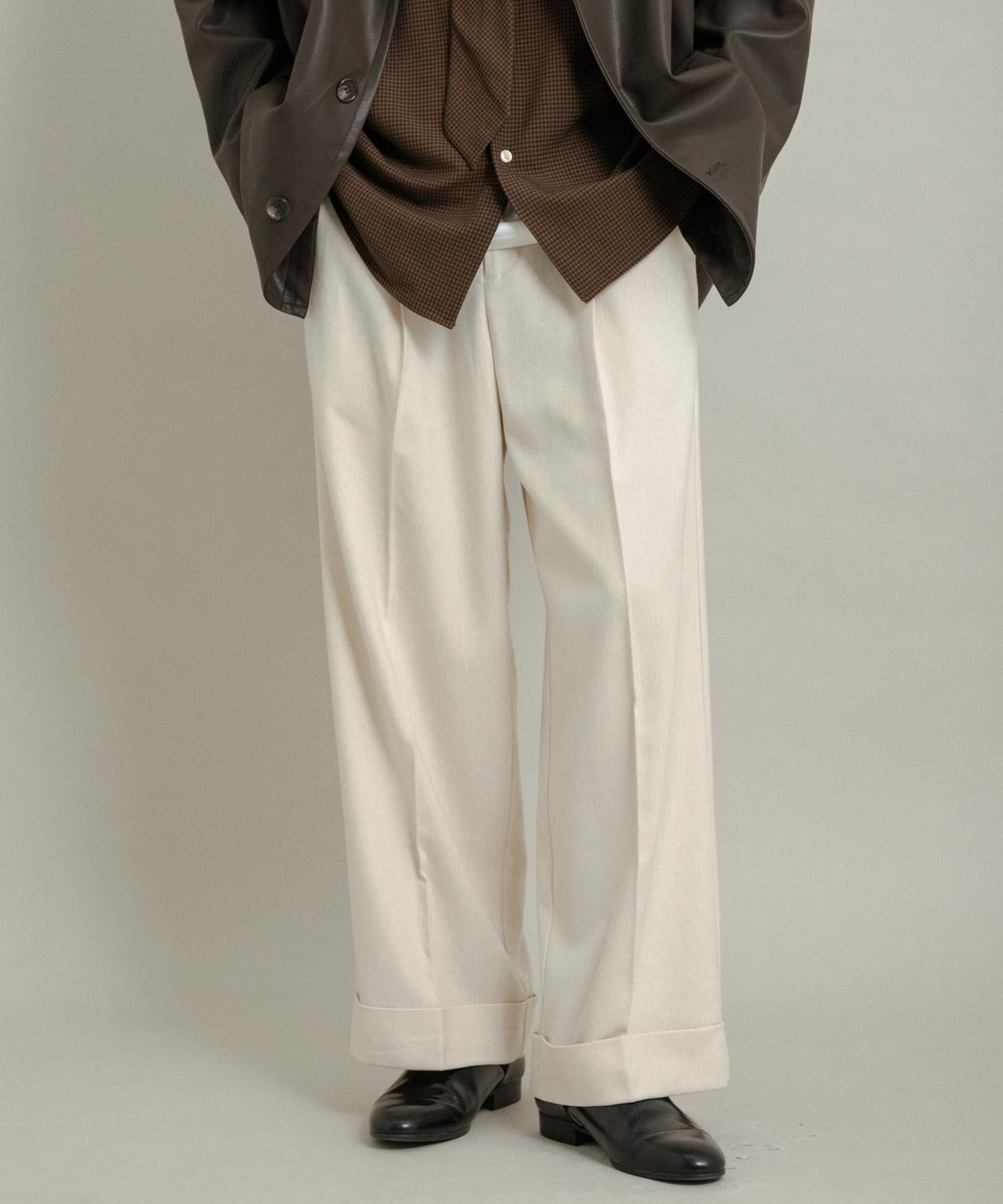 斜紋寬鬆雙褶西裝褲