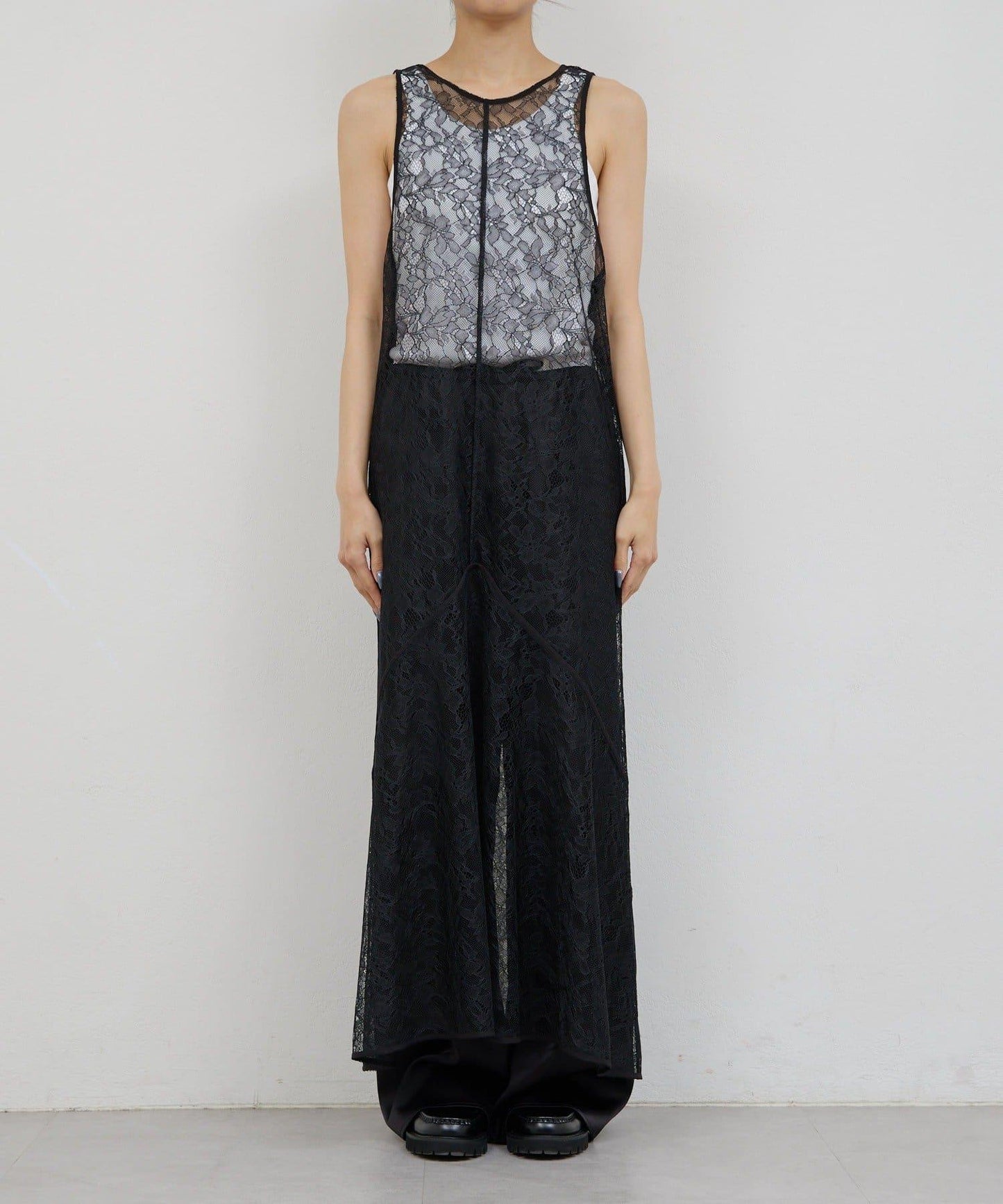 【近期開始】【加一件更顯華麗】【前後兩穿】蕾絲連衣裙