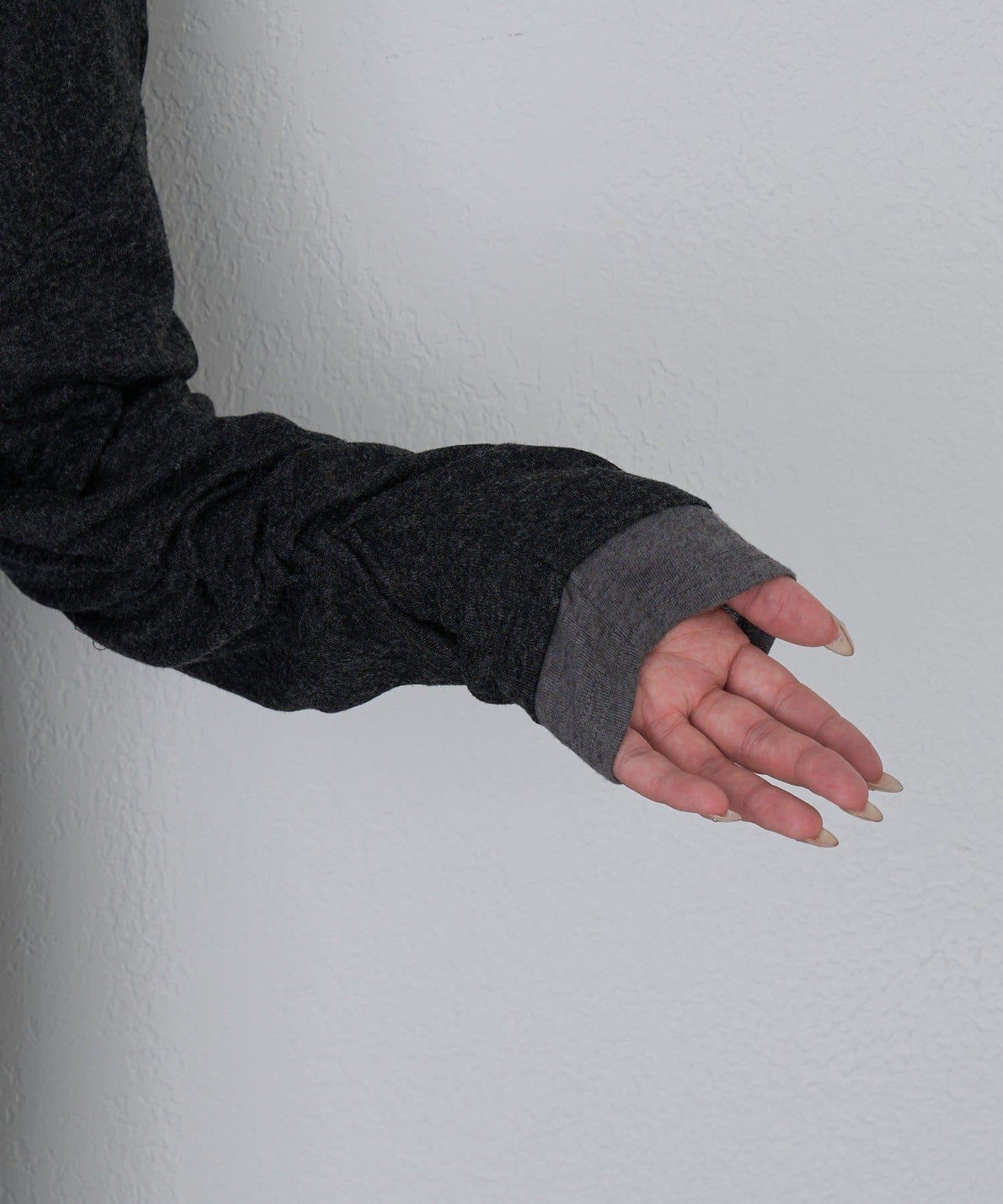 【RAY CASSIN】鉚釘裝飾疊穿長袖T恤