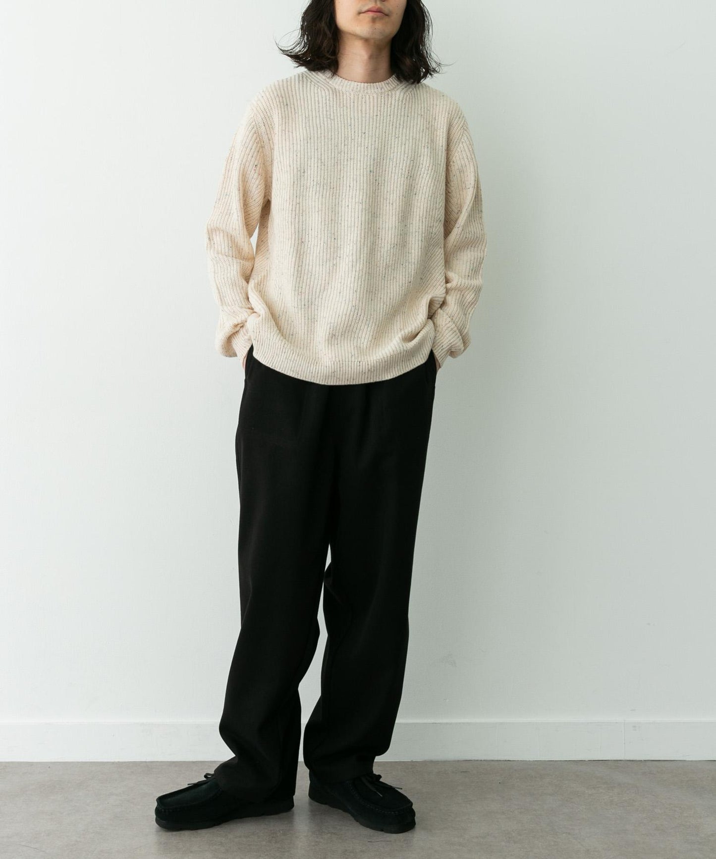 可水洗羊毛混紡圓領針織衫