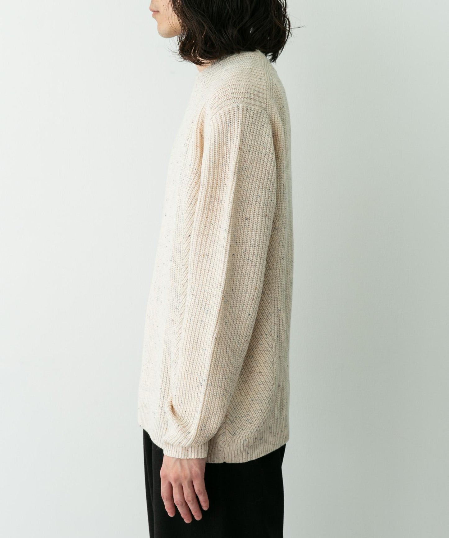 可水洗羊毛混紡圓領針織衫