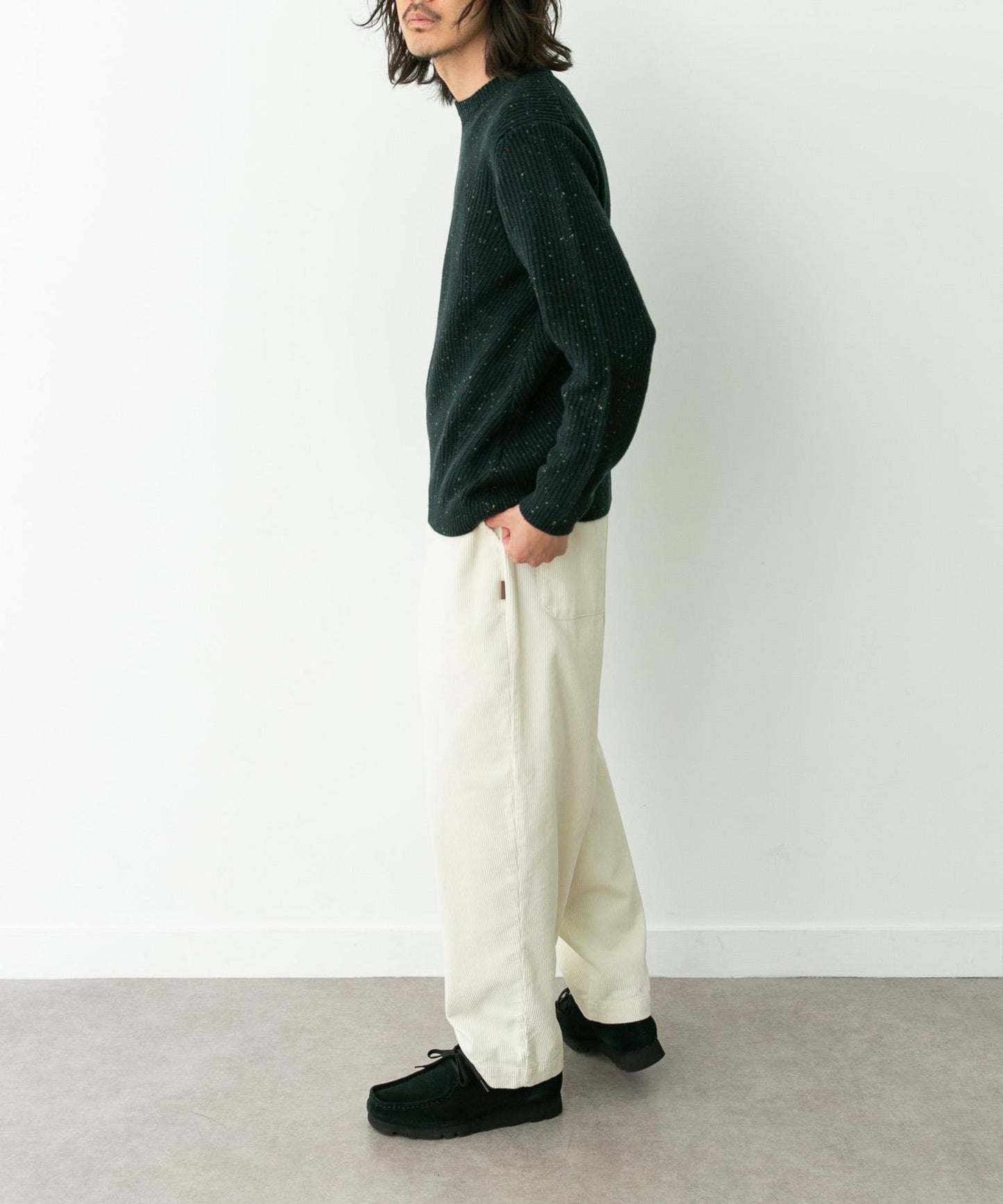 可水洗羊毛混紡圓領針織衫