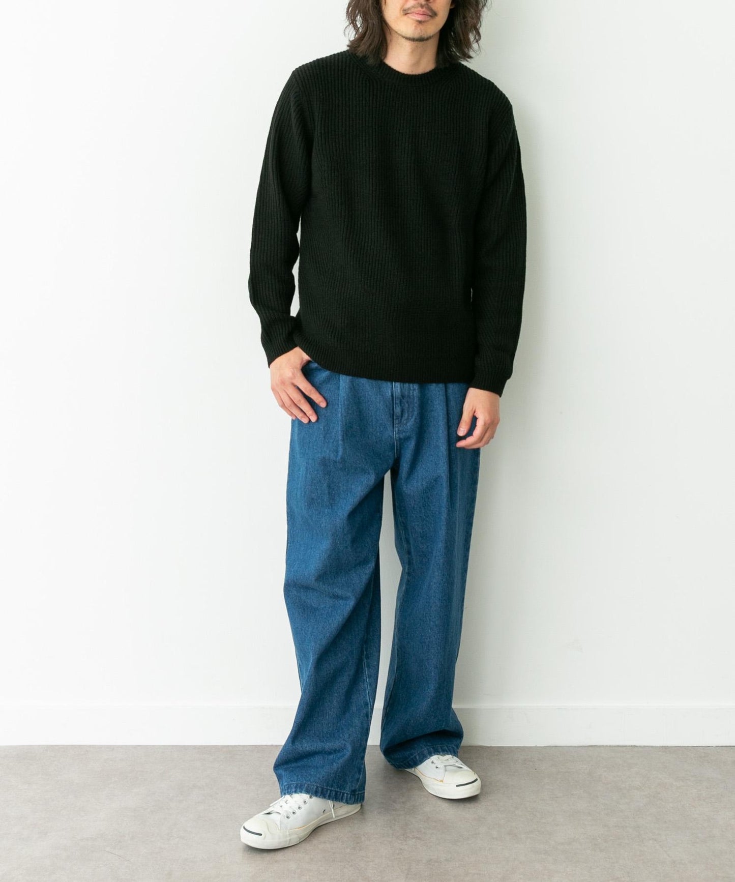 可水洗羊毛混紡圓領針織衫