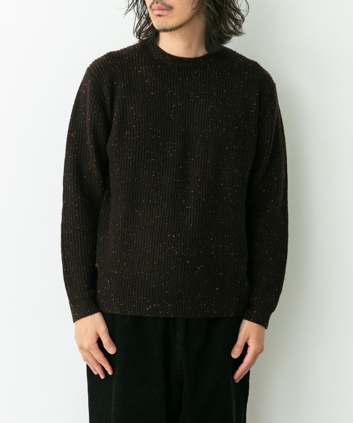 可水洗羊毛混紡圓領針織衫