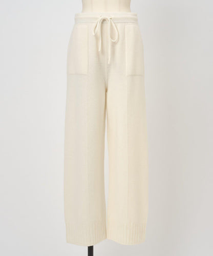 《UMARMUNG》羊毛針織長褲