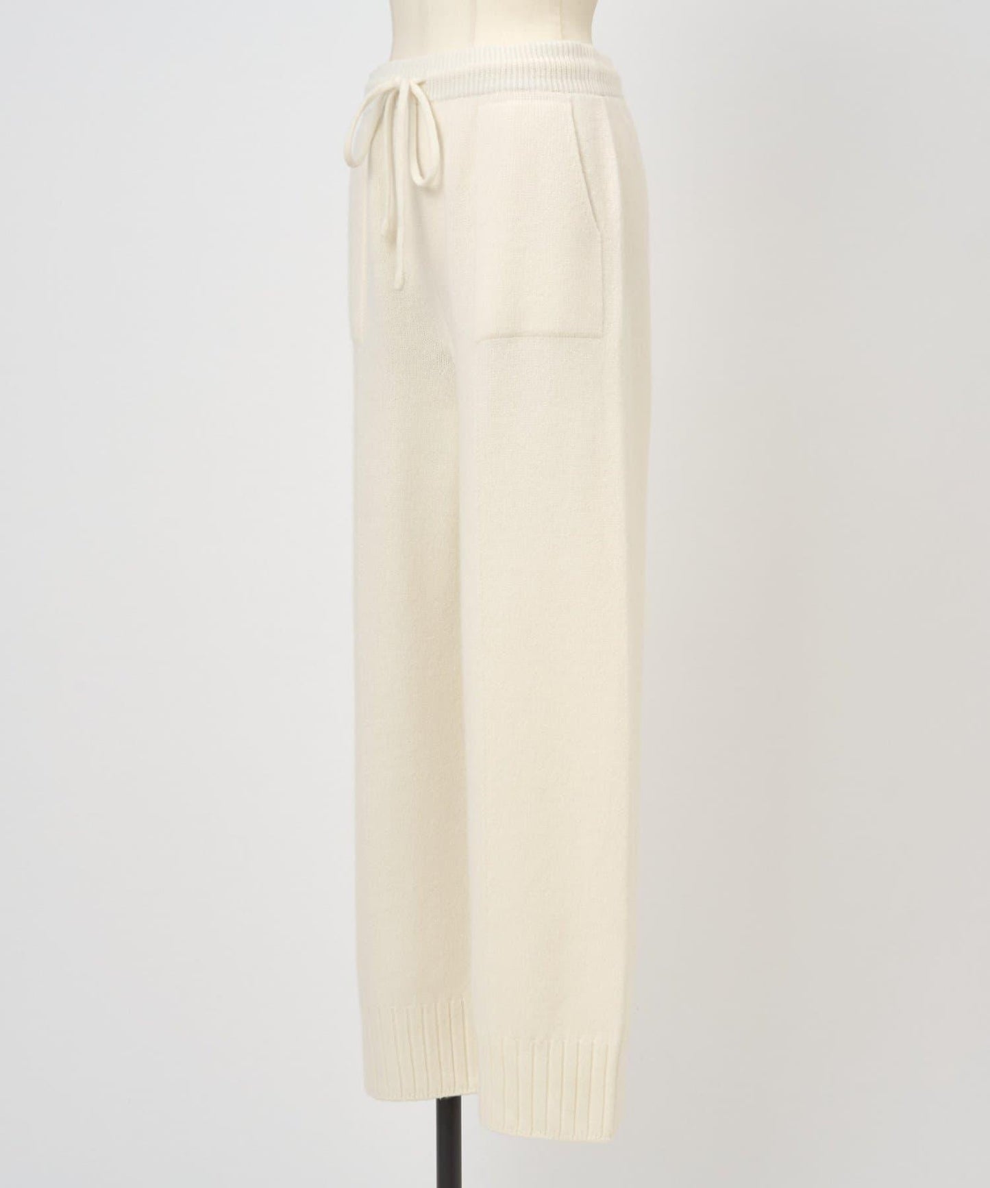 《UMARMUNG》羊毛針織長褲