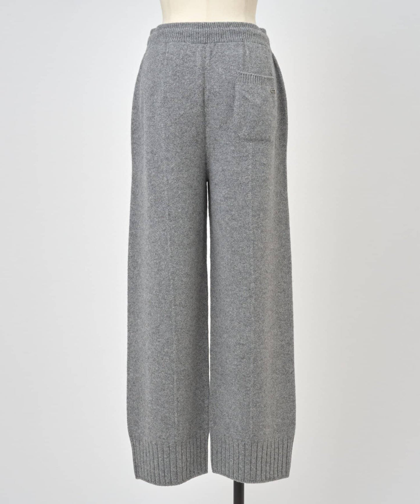 《UMARMUNG》羊毛針織長褲