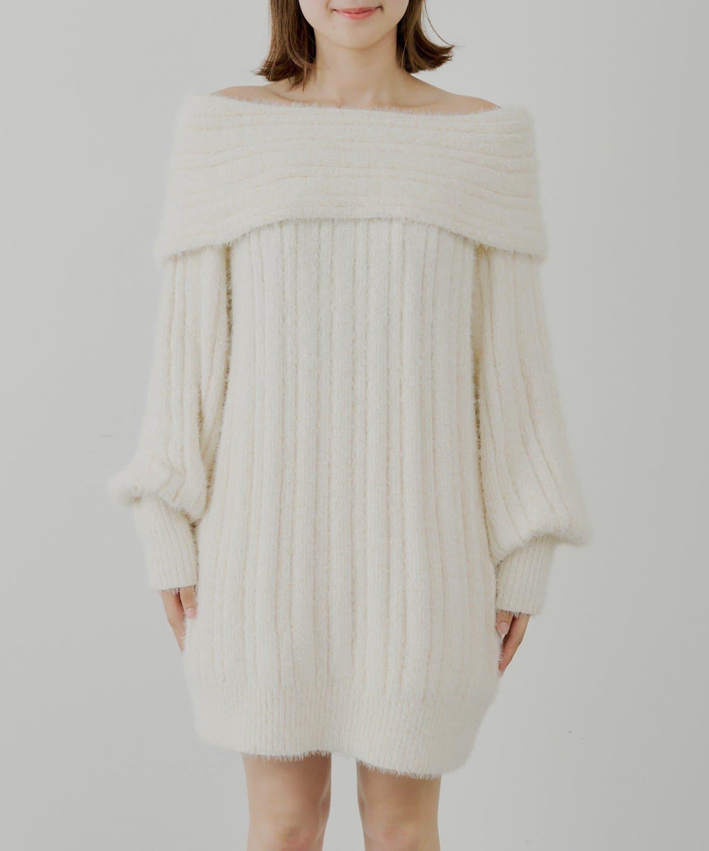 Chico 前後雙穿毛絨露肩迷你連衣裙