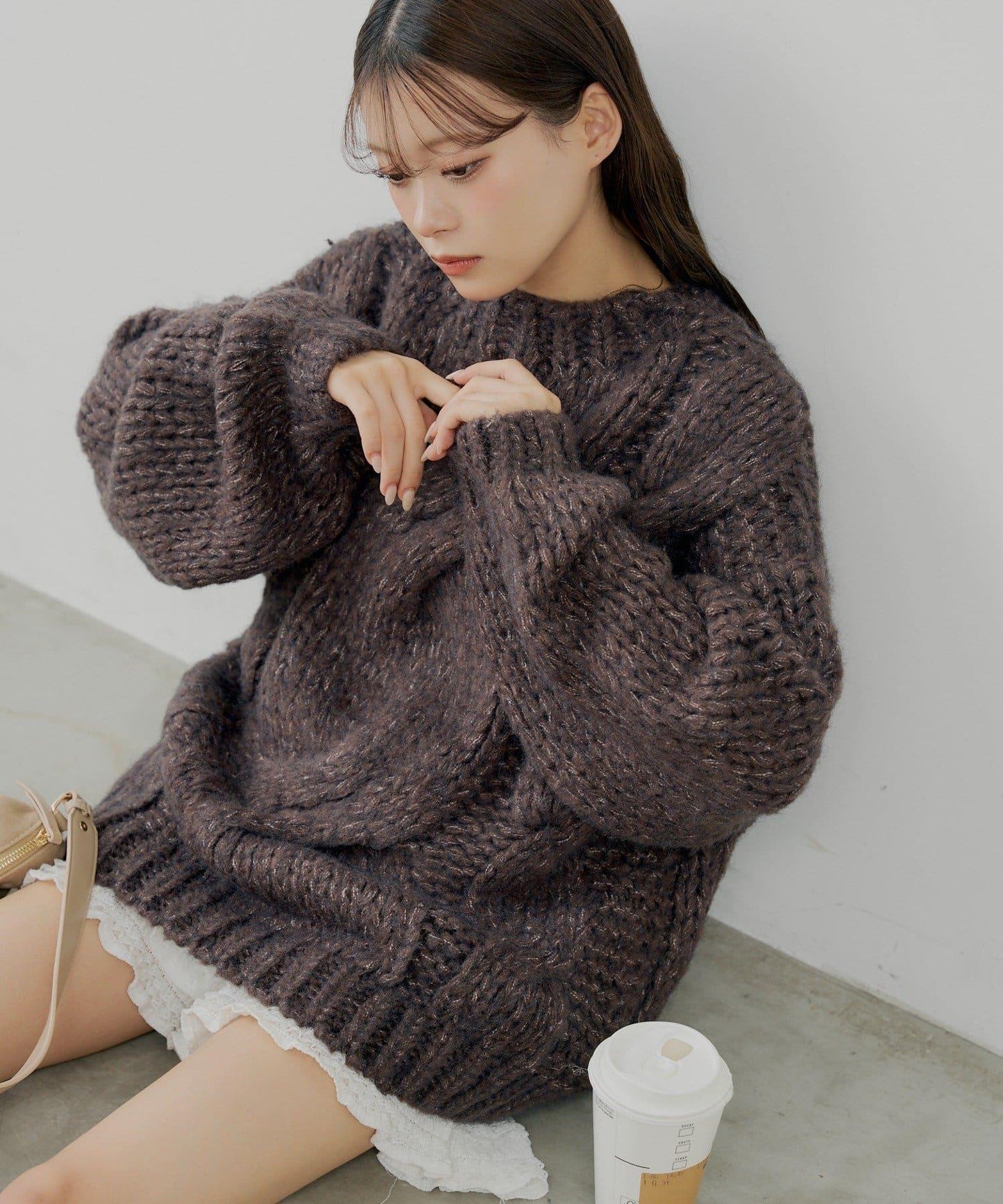 【Chico】寬鬆大麻花針織迷你連衣裙