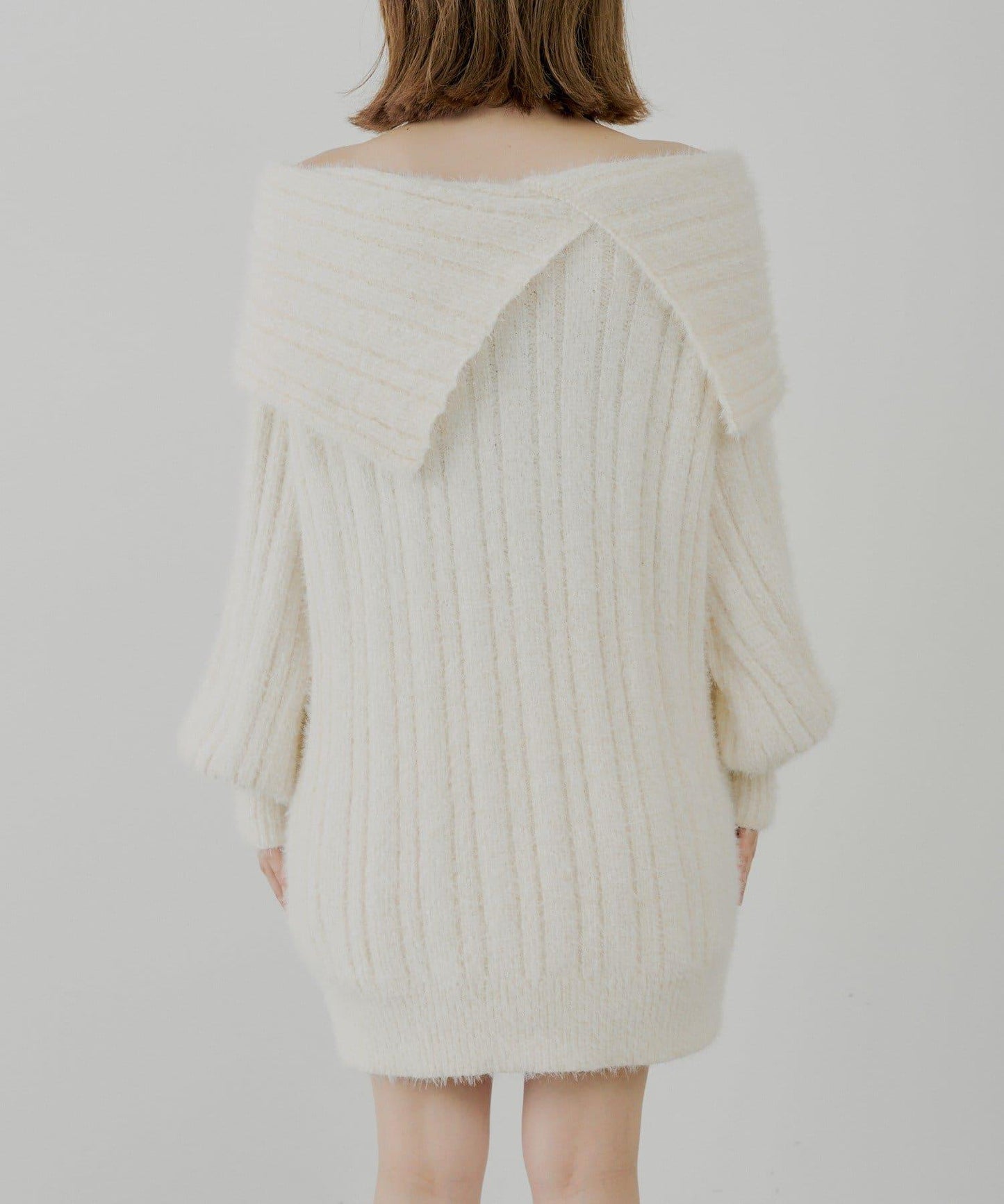 Chico 前後雙穿毛絨露肩迷你連衣裙