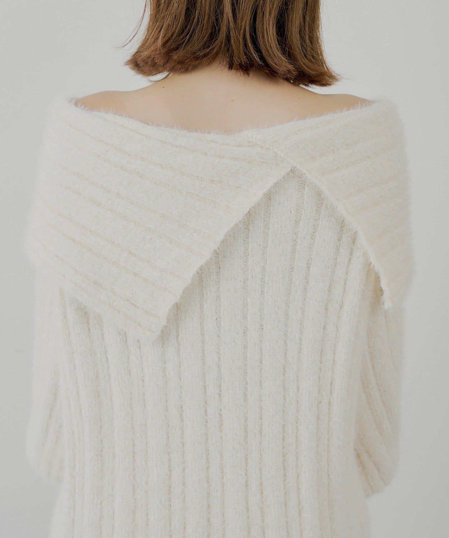 Chico 前後雙穿毛絨露肩迷你連衣裙