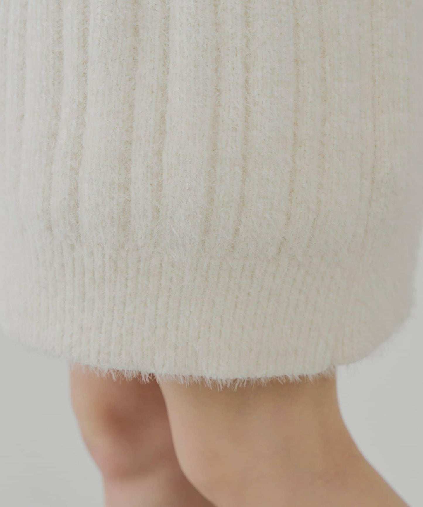 Chico 前後雙穿毛絨露肩迷你連衣裙