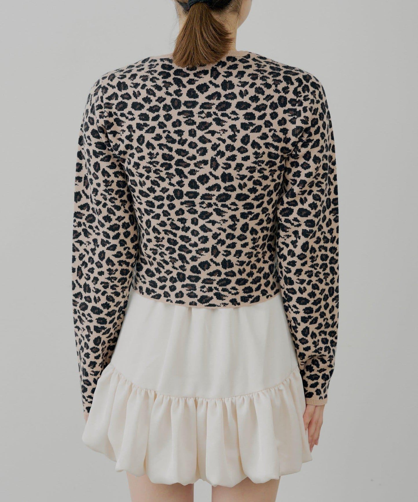 豹紋短款開衫【SALON by Chico】