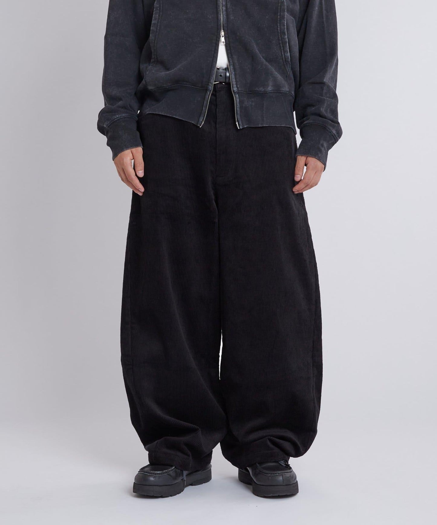 【WHO'S WHO gallery】KOOKYN燈芯絨彎腿褲