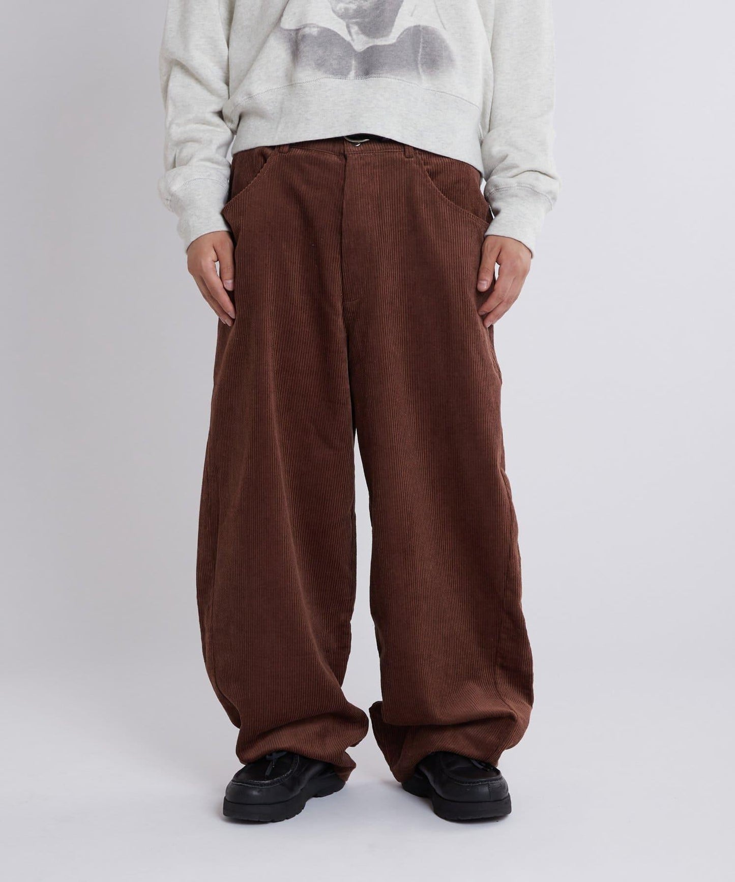 【WHO'S WHO gallery】KOOKYN燈芯絨彎腿褲