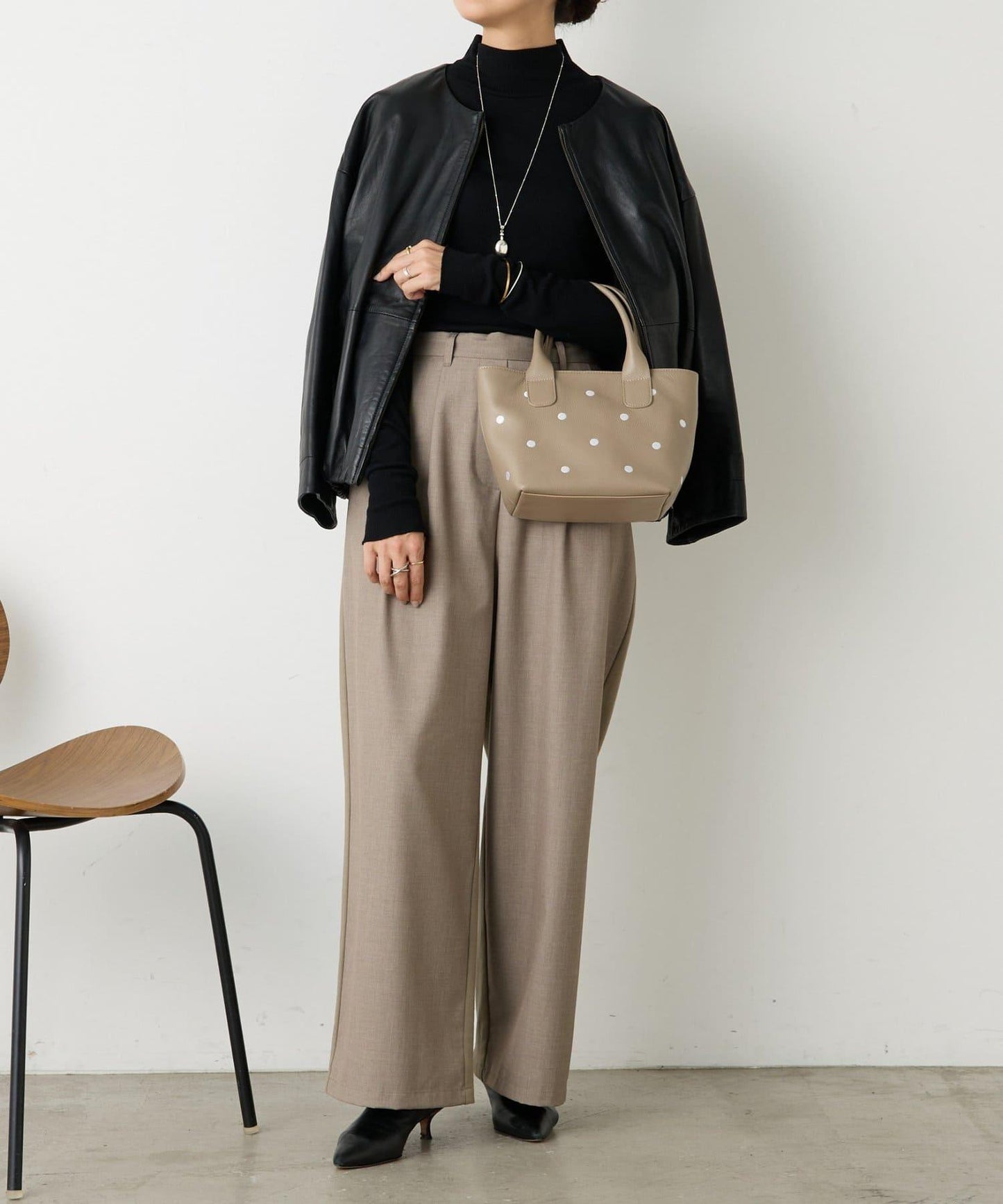 點綴刺繡手提包/小號