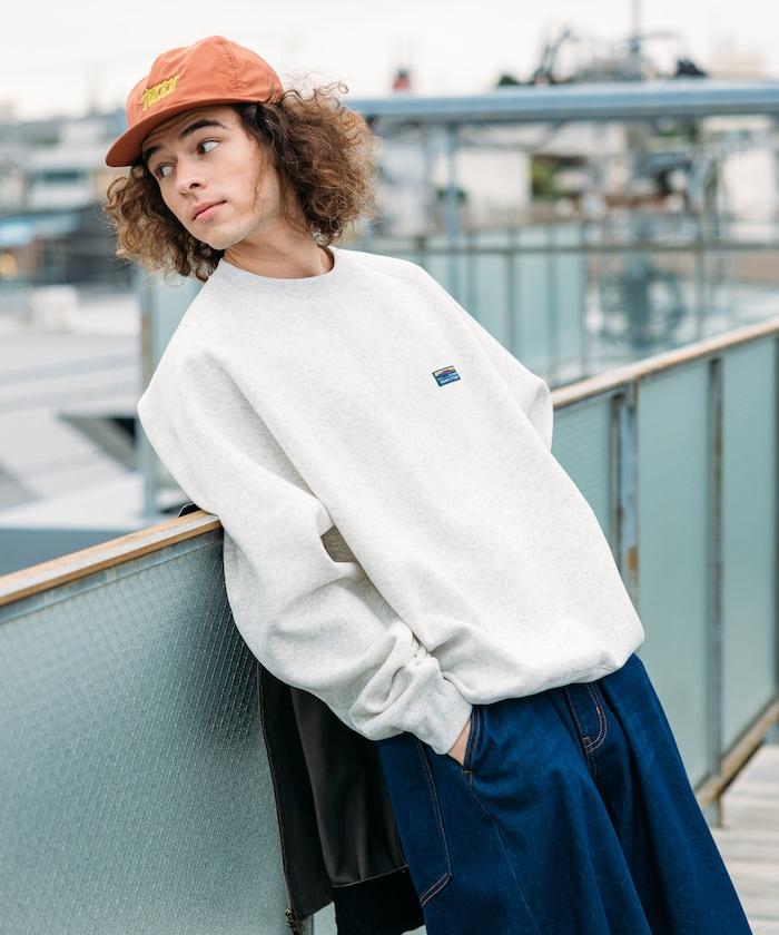 寬鬆版型 單點標誌 插肩袖 抽繩衛衣