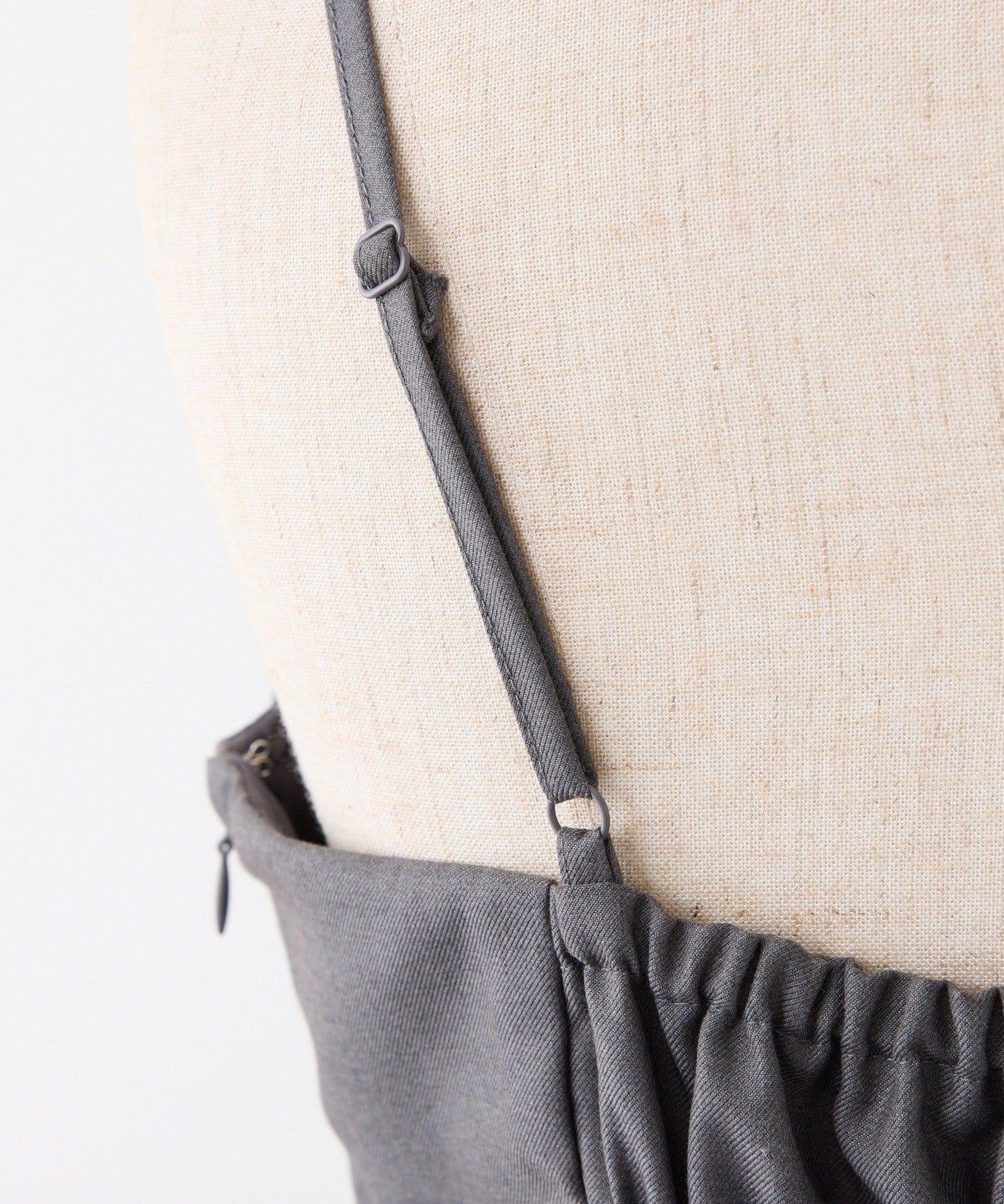 肩帶蝴蝶結連衣裙