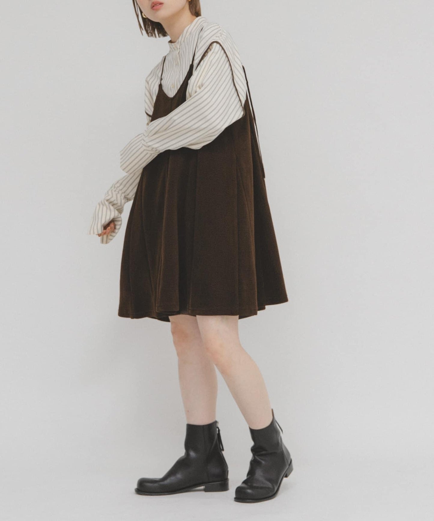 針織羅紋迷你吊帶連衣裙