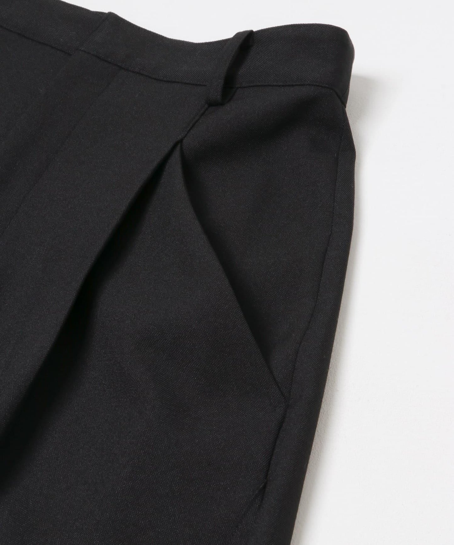 桶型褶皺西裝褲