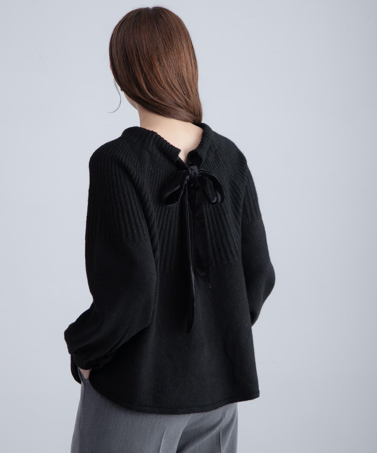後背蝴蝶結柔軟針織衫