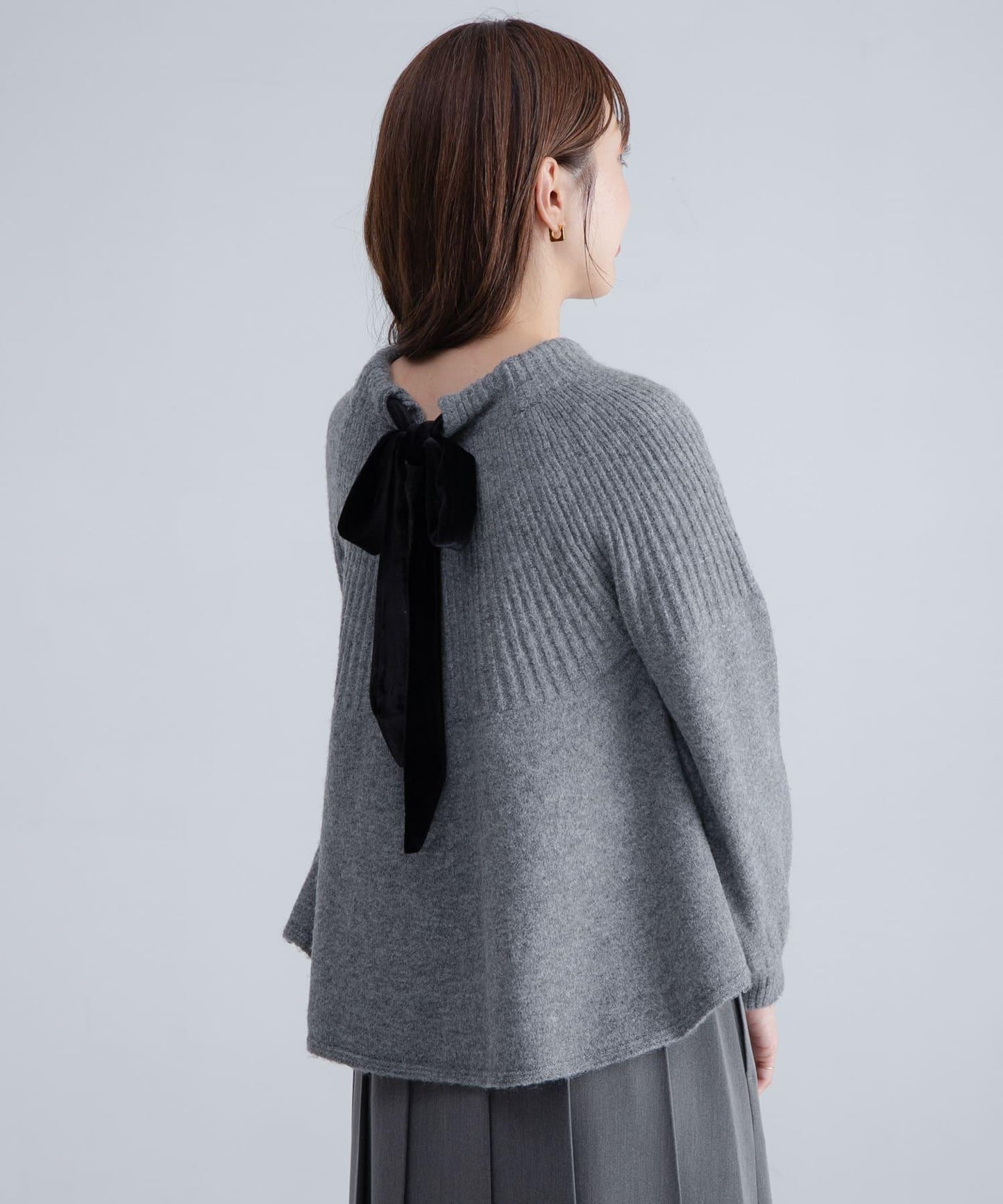 後背蝴蝶結柔軟針織衫