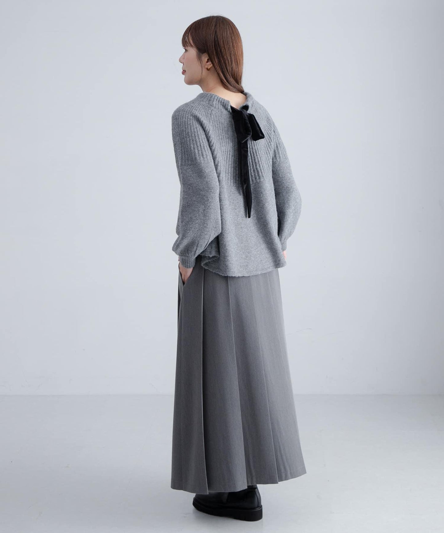 後背蝴蝶結柔軟針織衫