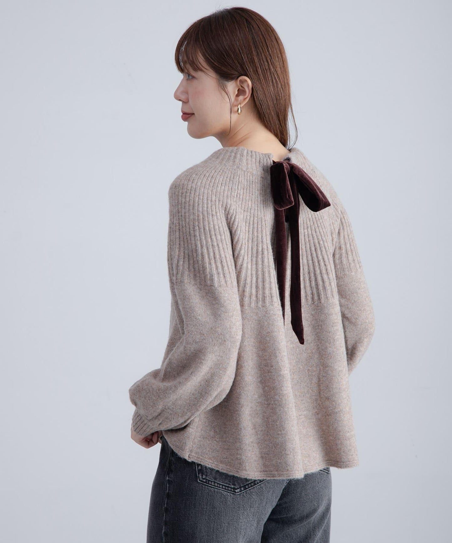 後背蝴蝶結柔軟針織衫