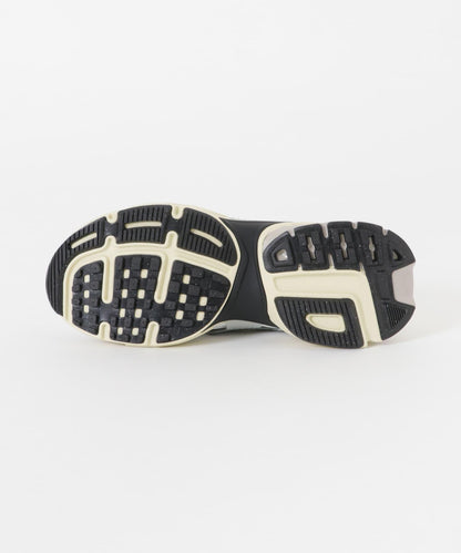 NIKE 女士V2K跑鞋