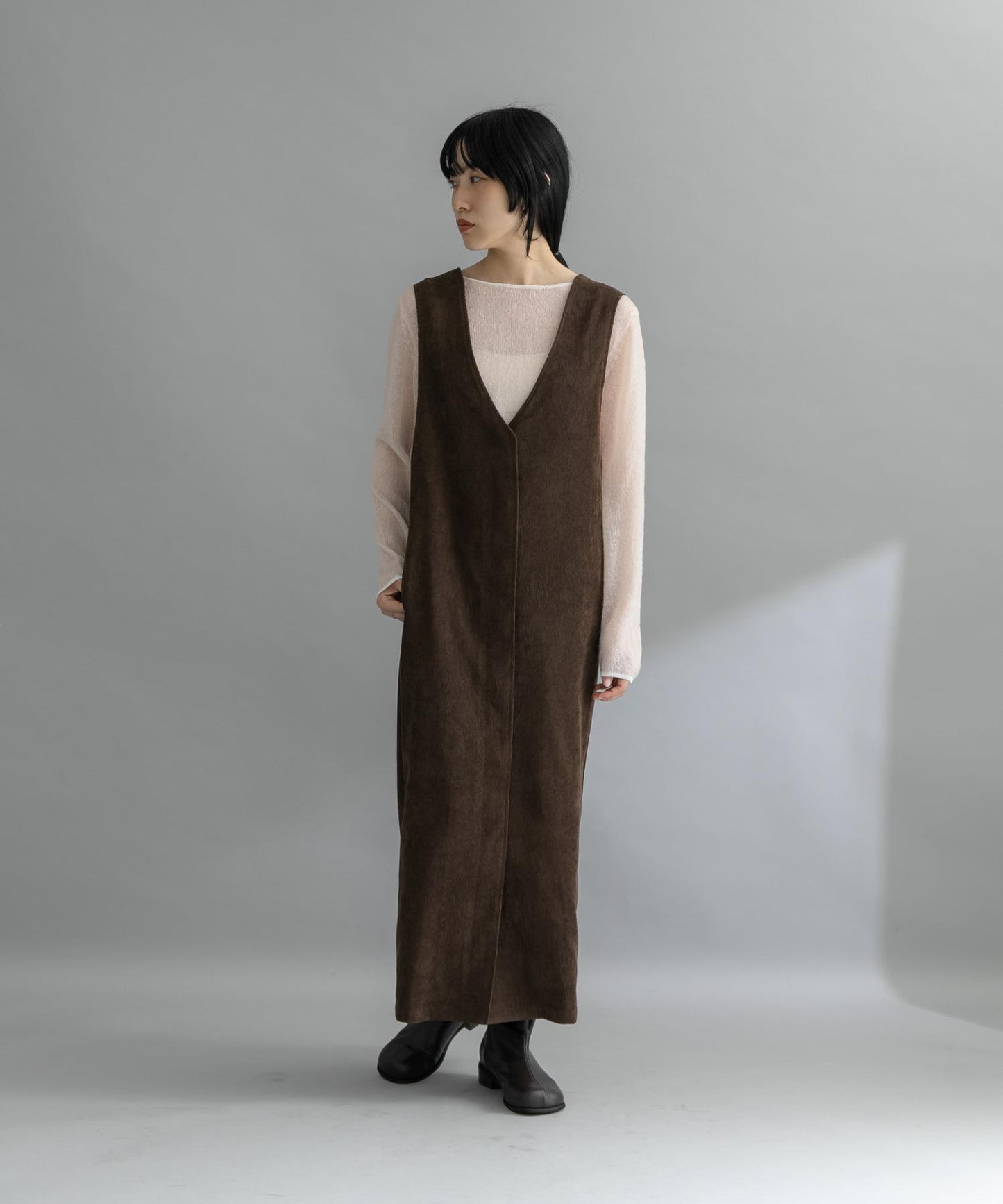 燈芯絨吊帶連衣裙