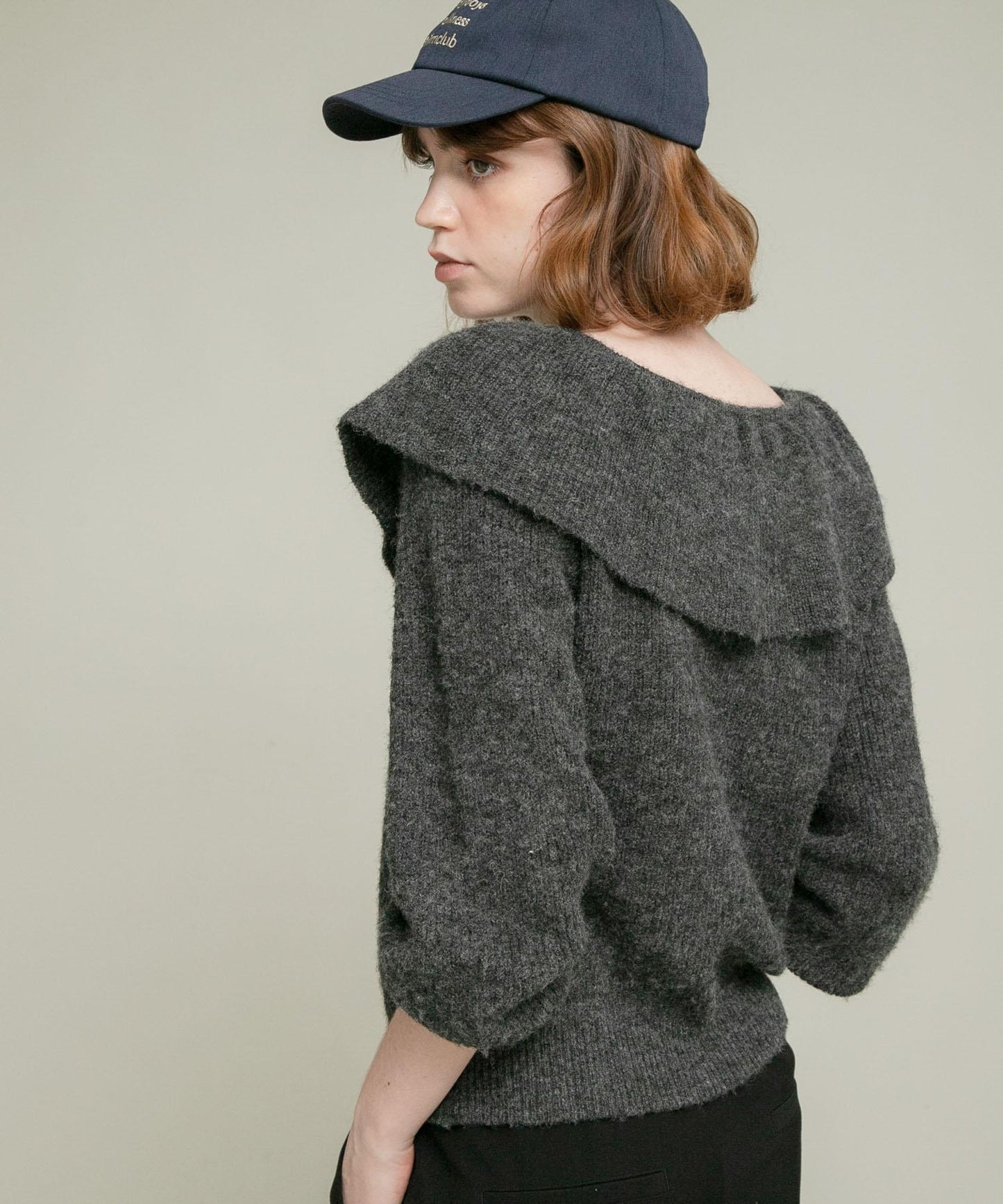 荷葉邊領針織衫