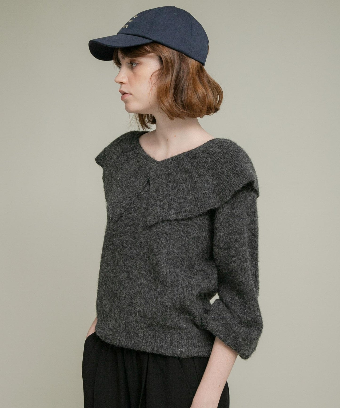 荷葉邊領針織衫