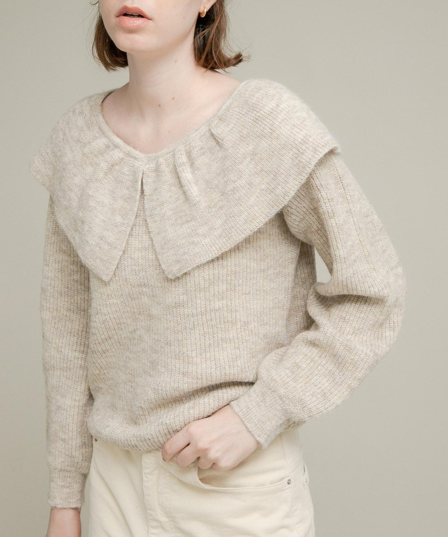 荷葉邊領針織衫