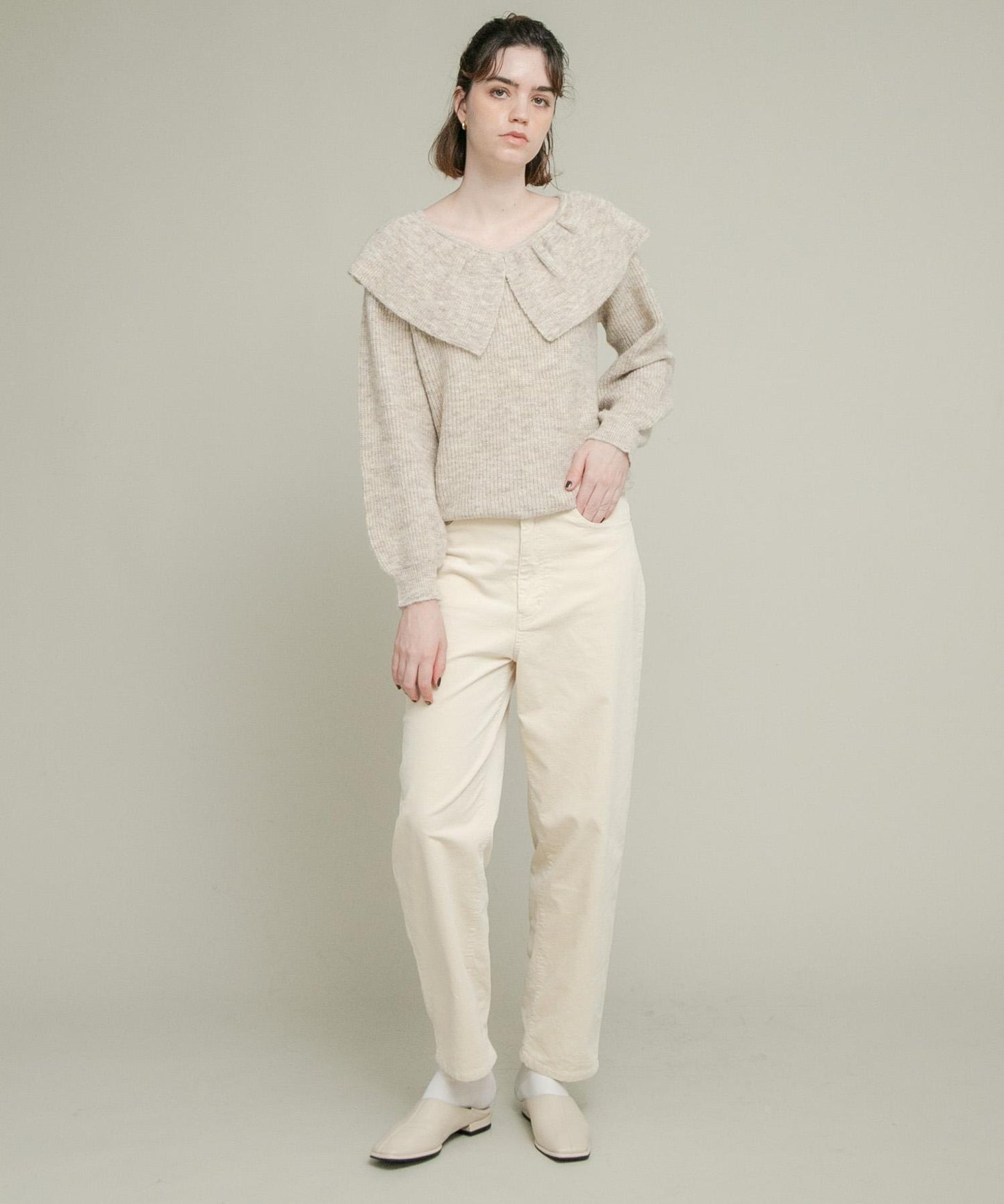 荷葉邊領針織衫