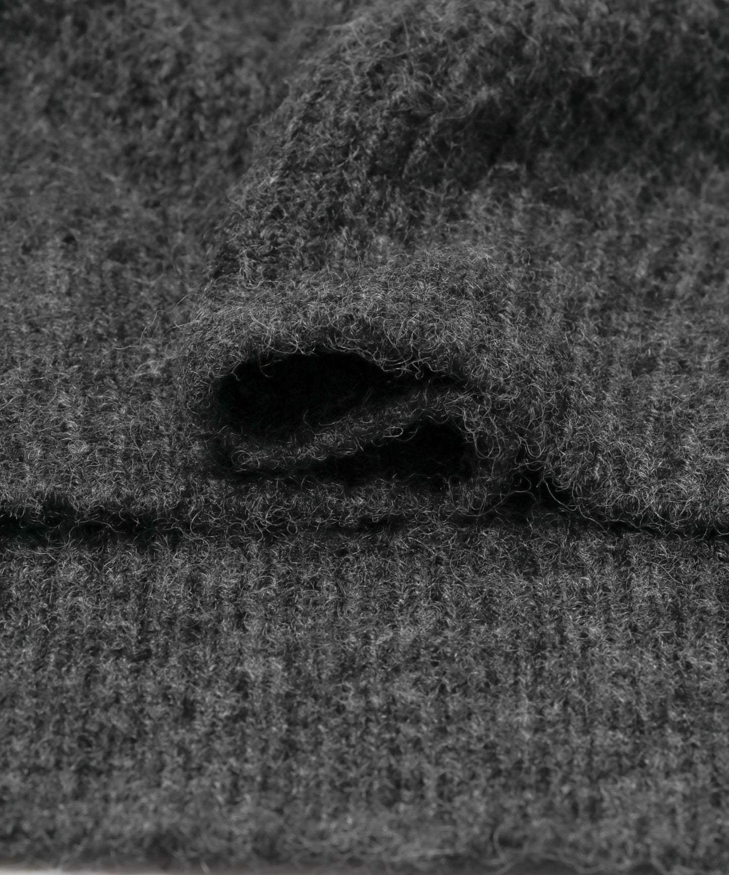 荷葉邊領針織衫