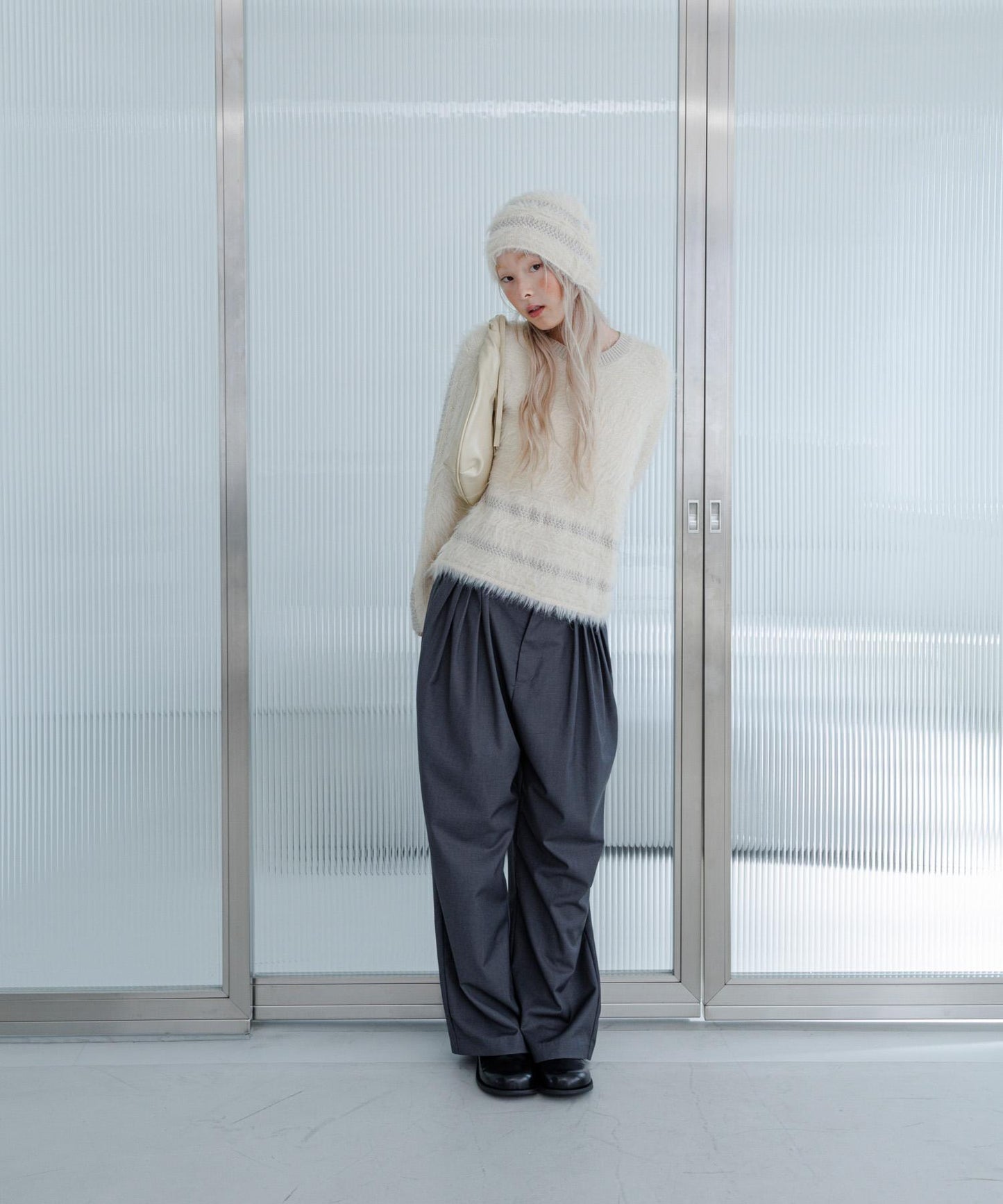 線條設計長毛針織衫