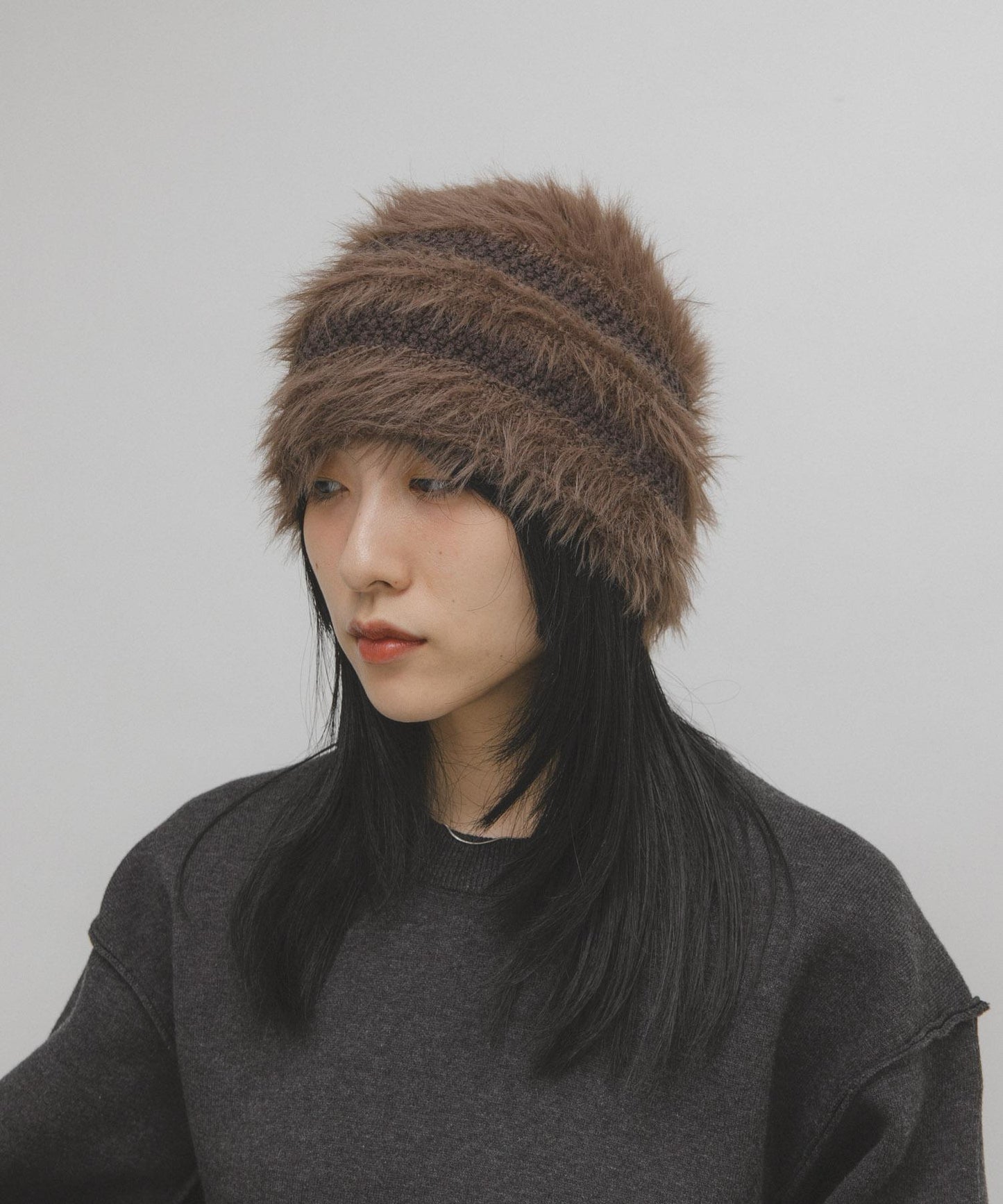 條紋設計長毛針織帽