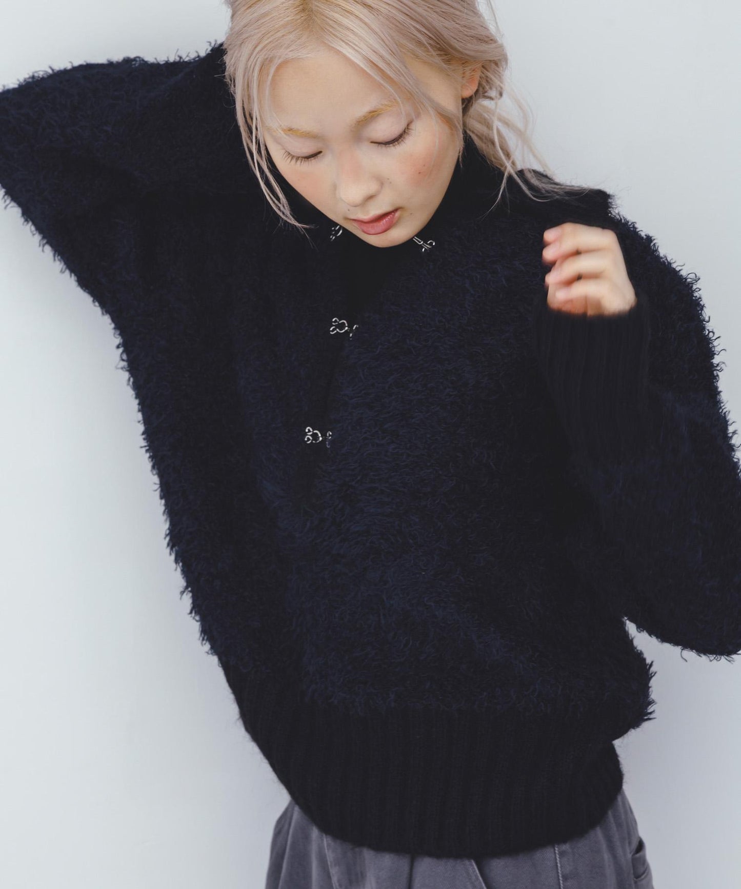 前扣泰迪熊針織衫