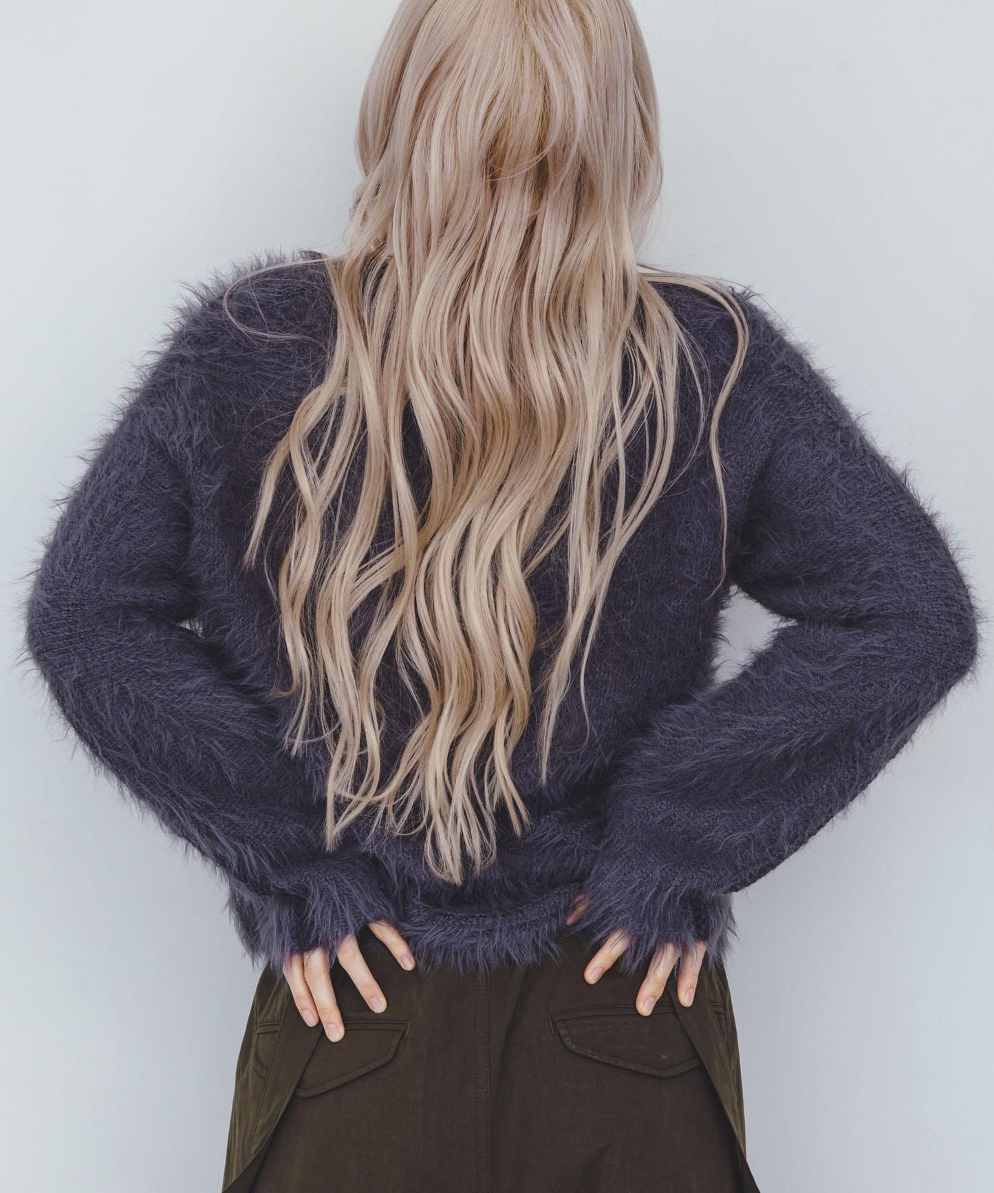 線條設計長毛針織衫