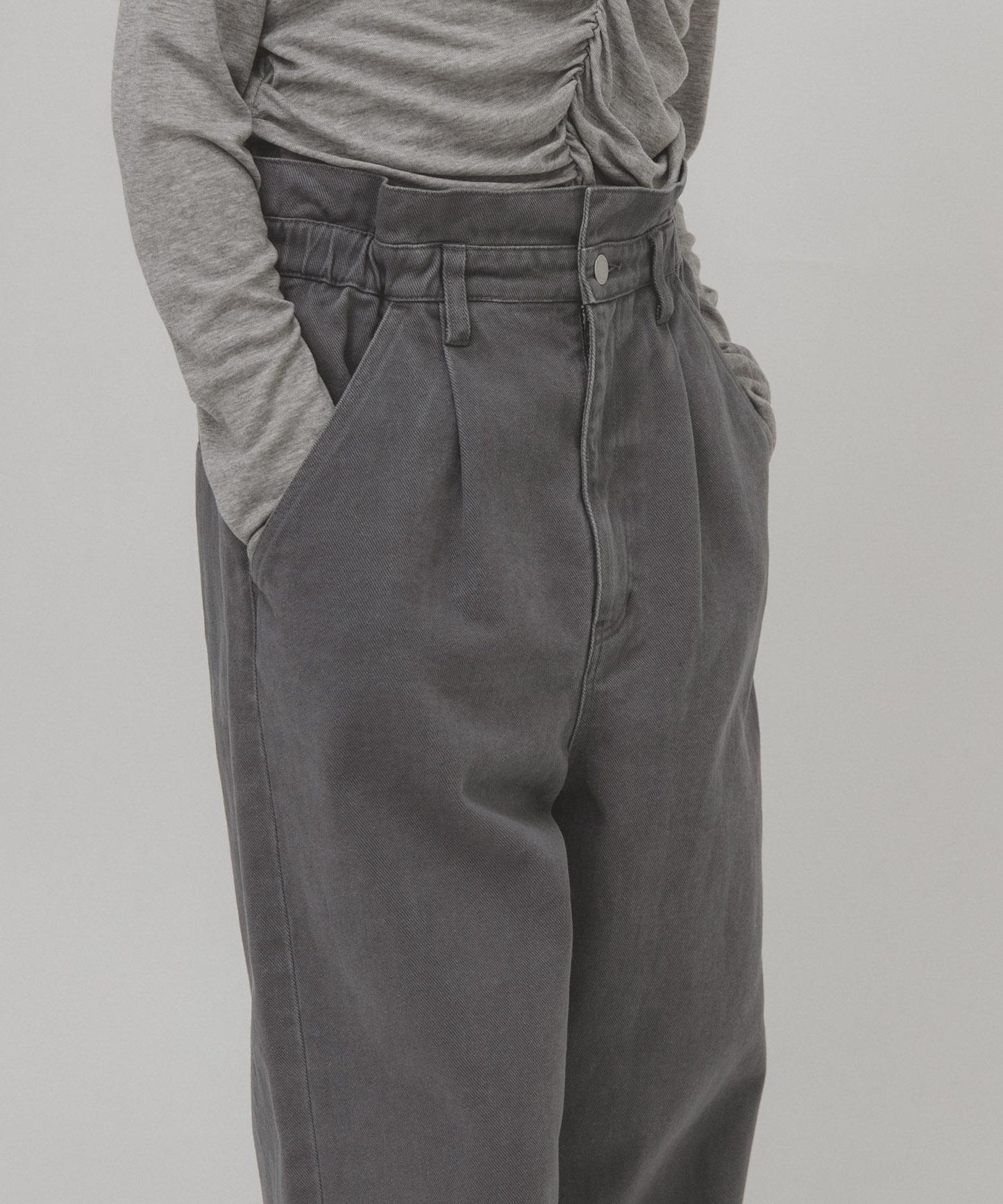 荷葉邊高腰斜紋長褲