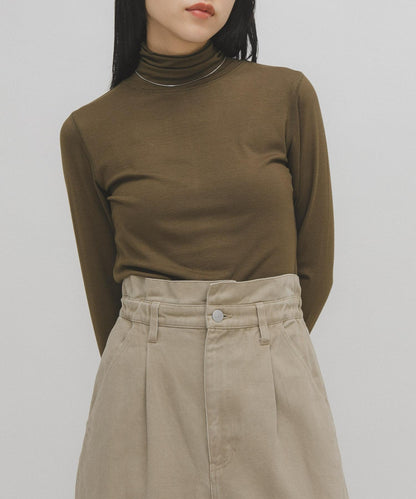 illi 高領基礎款T恤