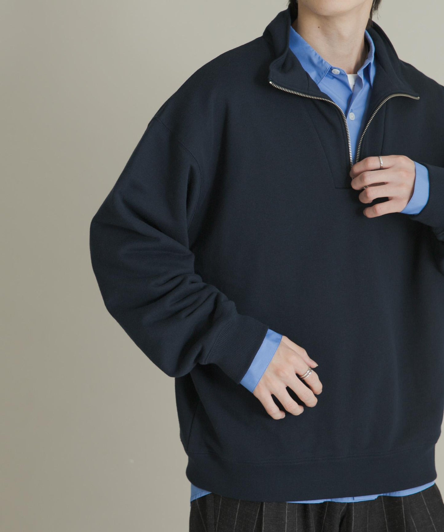 部分網絡限定色半拉鍊長袖衛衣