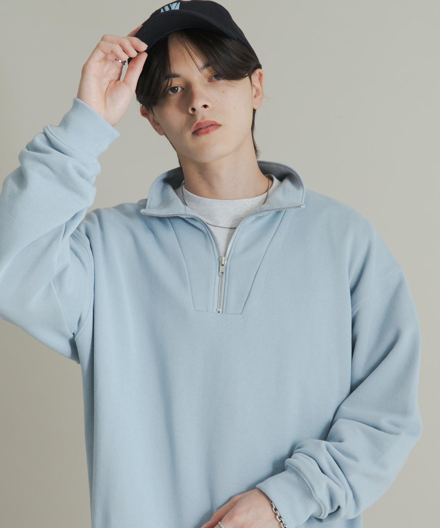 部分網絡限定色半拉鍊長袖衛衣