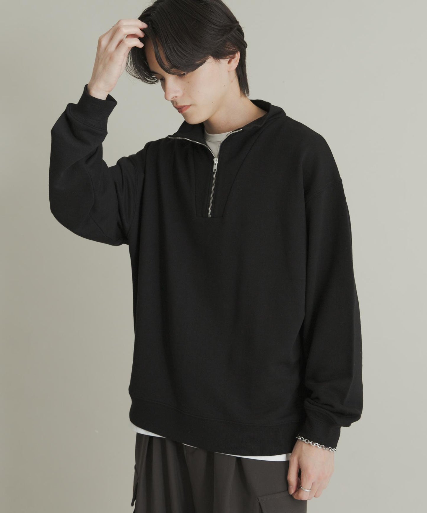 部分網絡限定色半拉鍊長袖衛衣