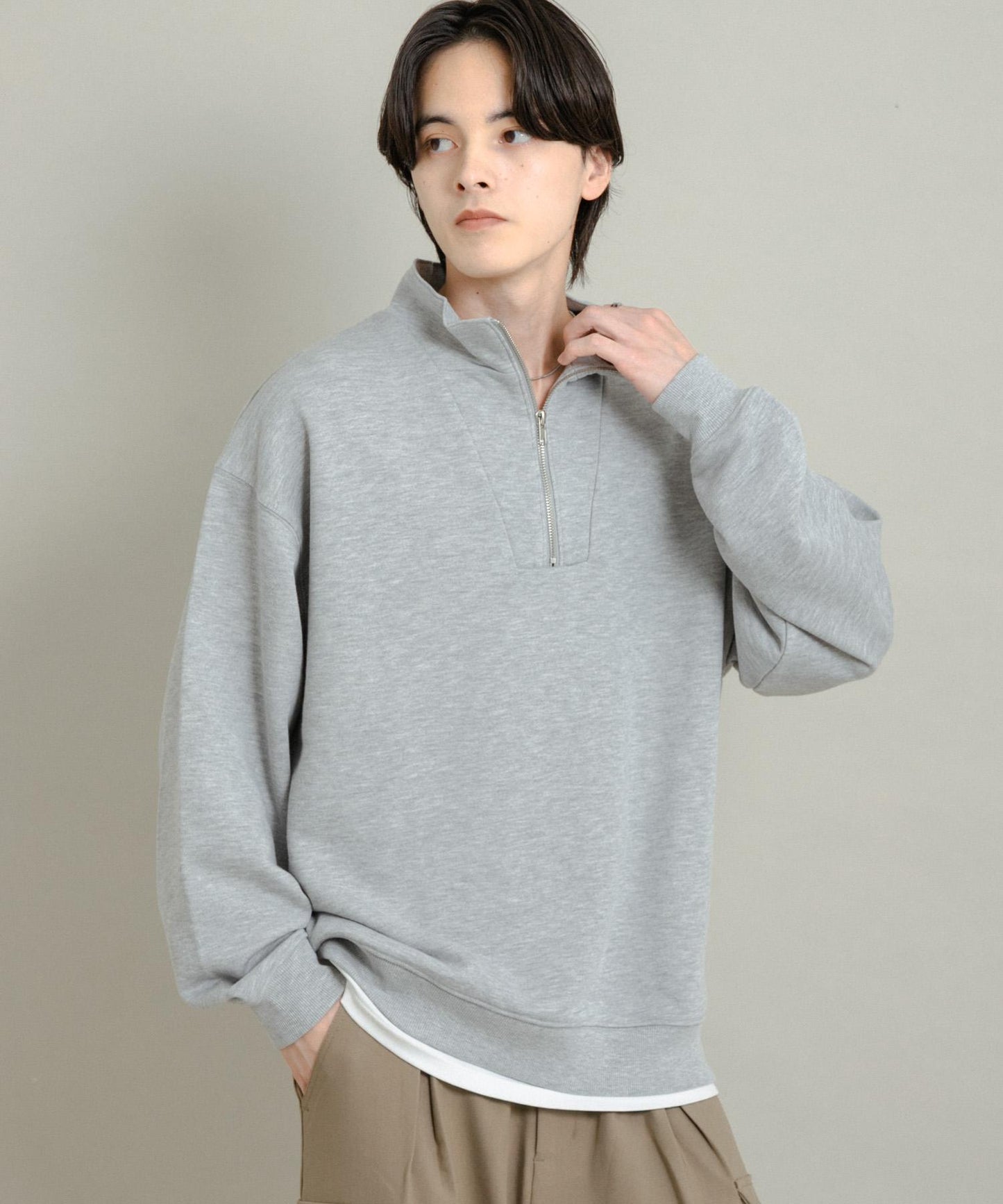 部分網絡限定色半拉鍊長袖衛衣