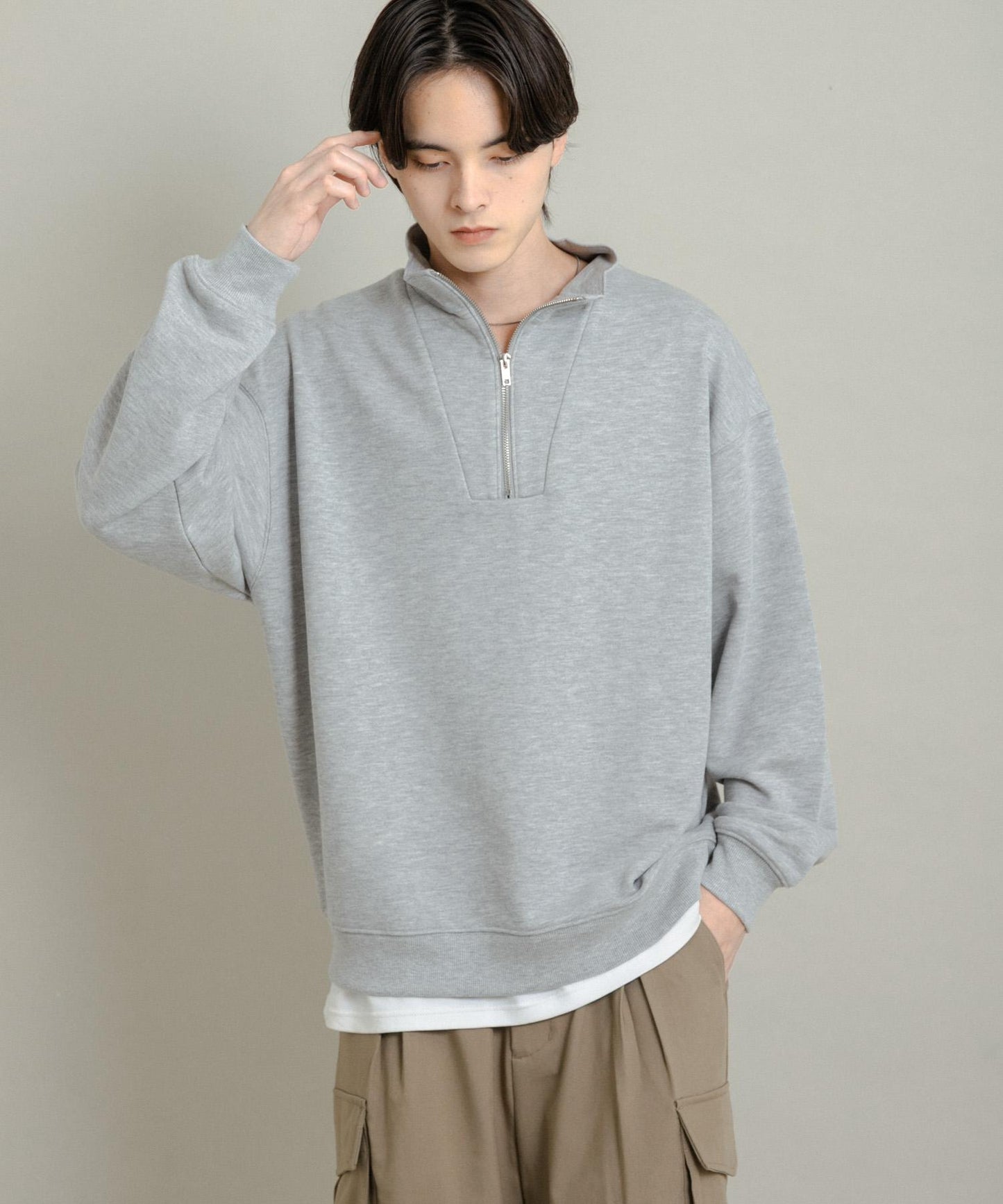 部分網絡限定色半拉鍊長袖衛衣