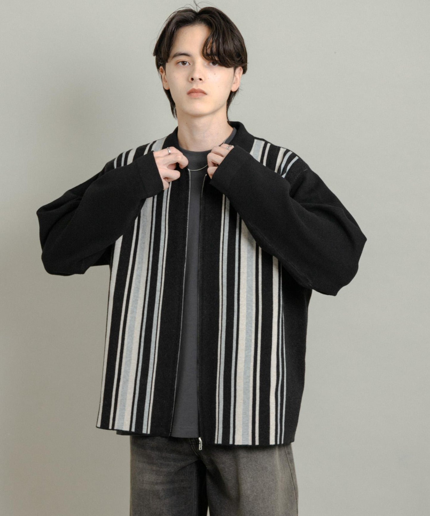 條紋拉鍊針織襯衫