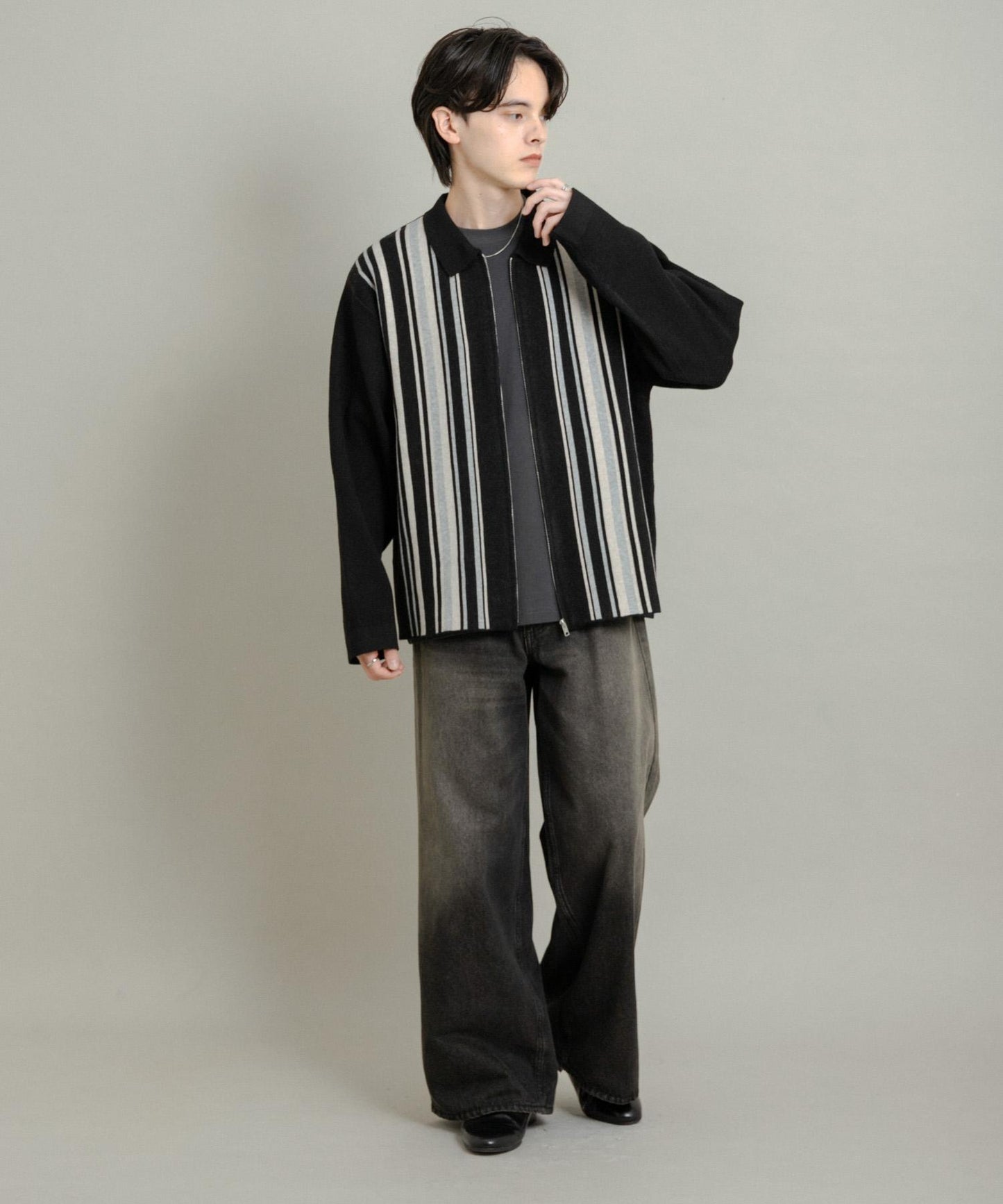 條紋拉鍊針織襯衫