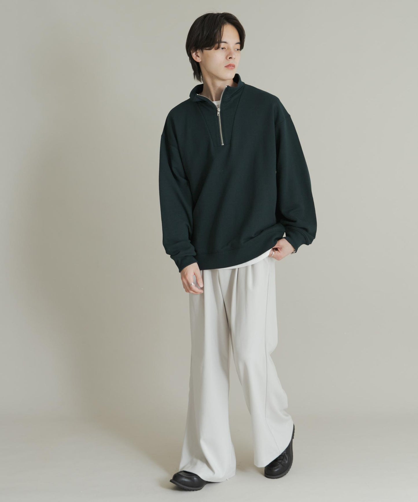 部分網絡限定色半拉鍊長袖衛衣