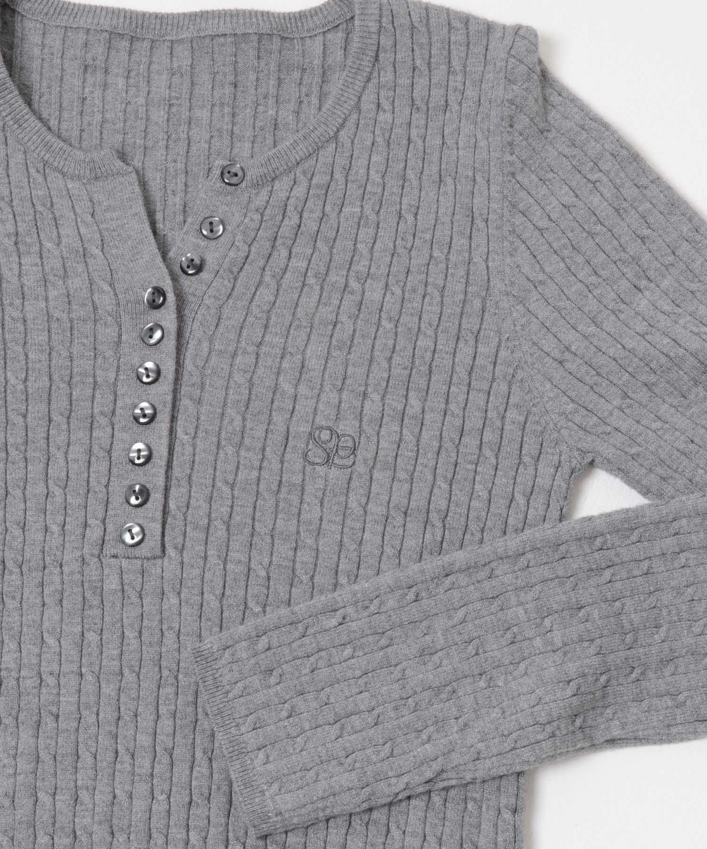 刺繡亨利領迷你麻花針織衫